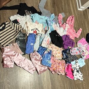 Lot of 25 pieces of assorted toddler girl clothing bundle size 4